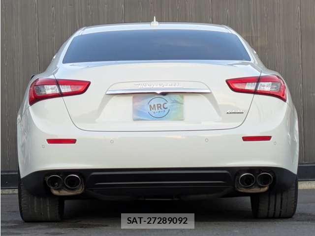 Maserati GHIBLI 2014-10 7807107-7