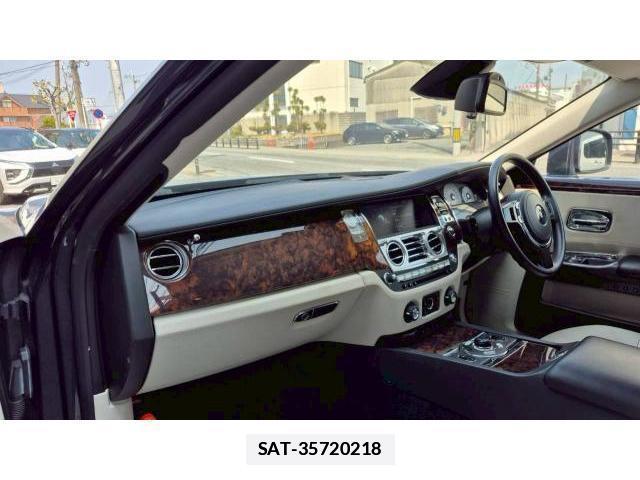 ROLLS-ROYCE GHOST 2011-09 7804046-6