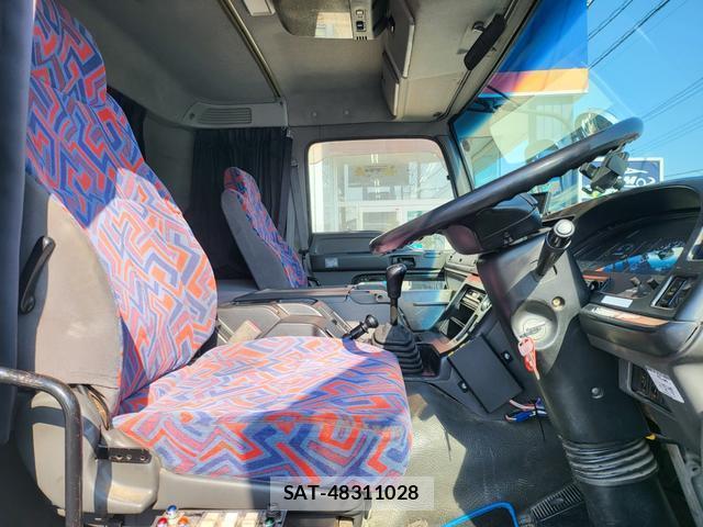 Isuzu GIGA 2005-08 7798003-10