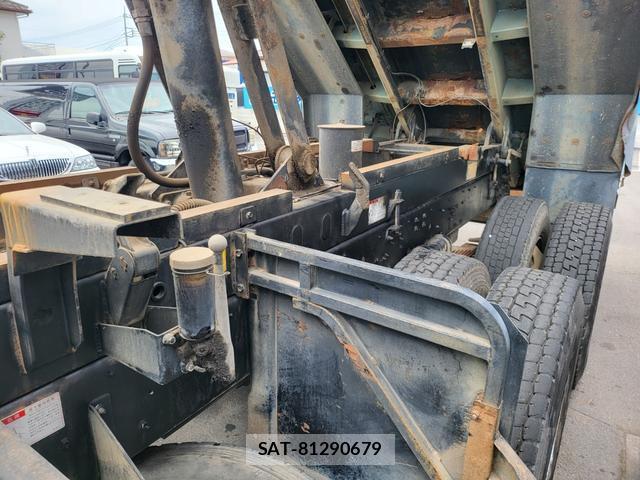 Isuzu GIGA 2001-09 7798012-10