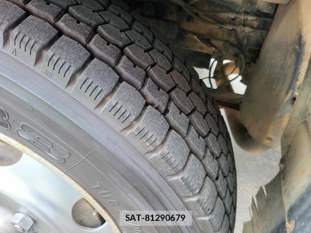 Isuzu GIGA 2001-09 7798012-14