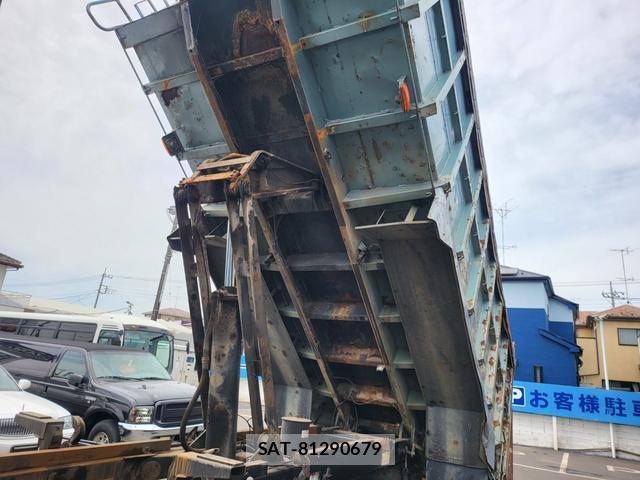 Isuzu GIGA 2001-09 7798012-8