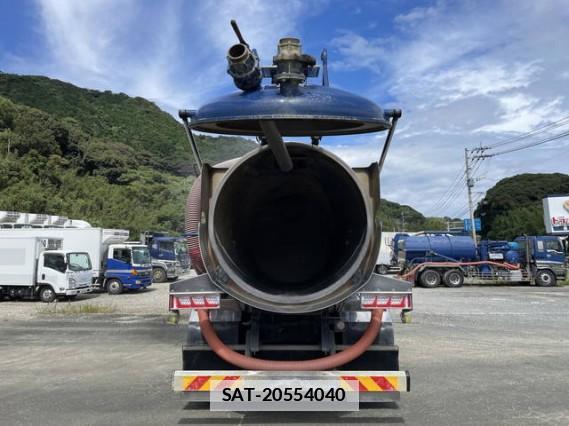 Isuzu GIGA 2015 7805330-5
