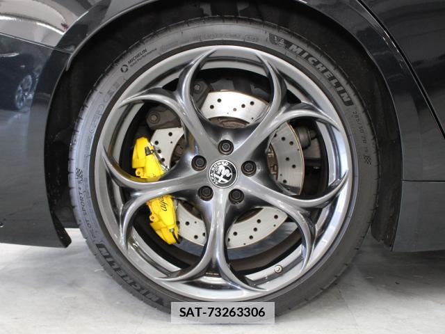 ALFA ROMEO Giulia 2021-03 7802535-17