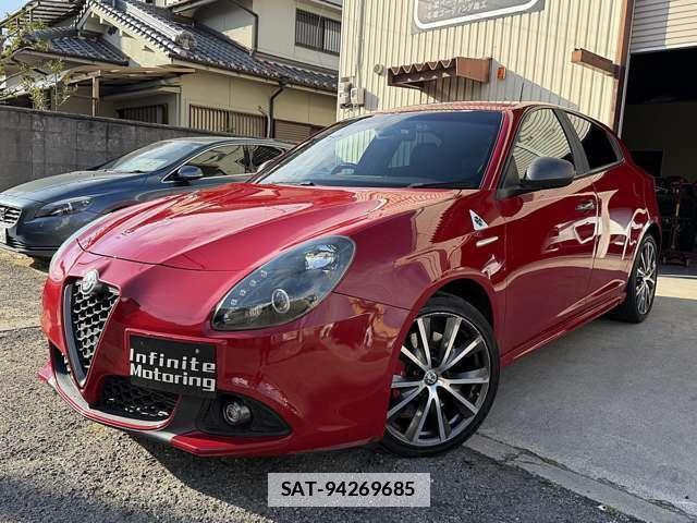 ALFA ROMEO GIULIETTA 2017-03 7797160-1