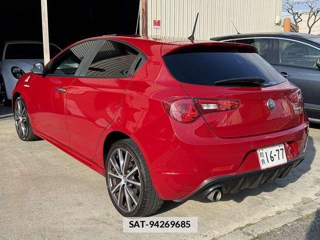 ALFA ROMEO GIULIETTA 2017-03 7797160-2