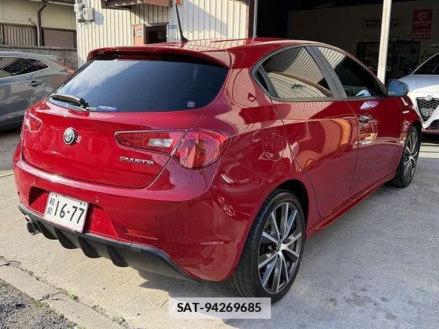 ALFA ROMEO GIULIETTA 2017-03 7797160-3