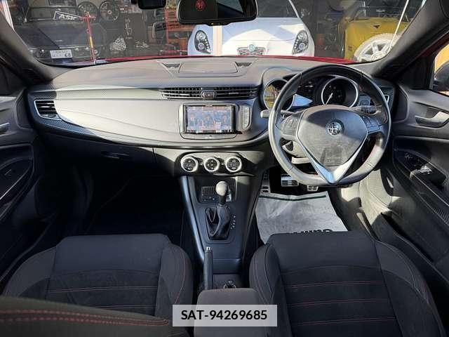 ALFA ROMEO GIULIETTA 2017-03 7797160-5