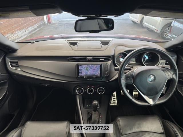 ALFA ROMEO GIULIETTA 2018-11 7797888-8