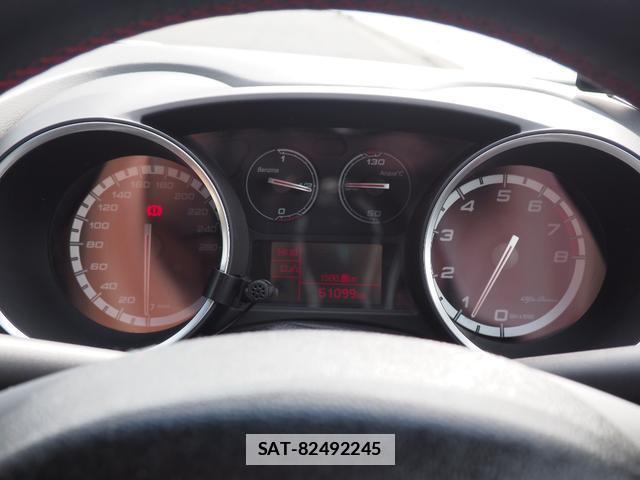 ALFA ROMEO GIULIETTA 2013-02 7805044-7