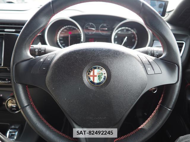 ALFA ROMEO GIULIETTA 2013-02 7805044-9