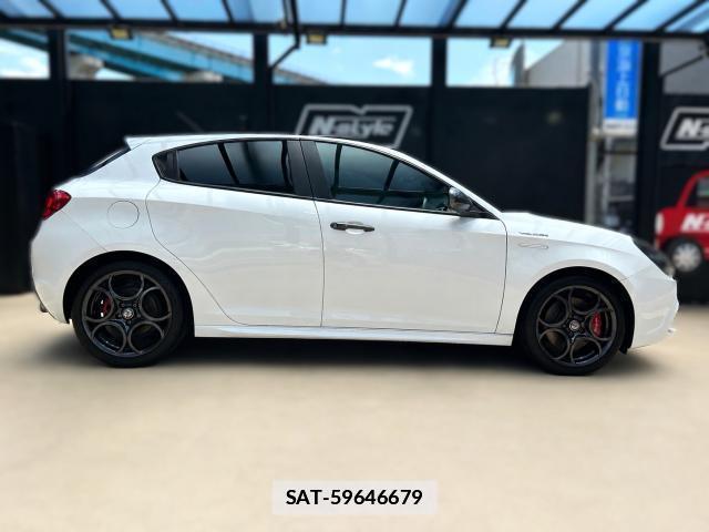 ALFA ROMEO GIULIETTA 2019-02 7805691-8
