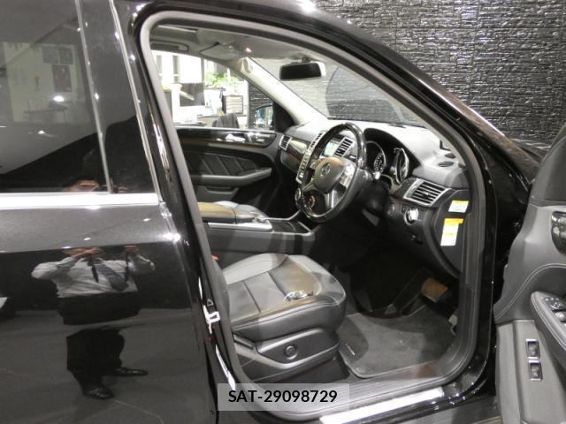 Mercedes Benz GL-CLASS 2015-07 7806123-6