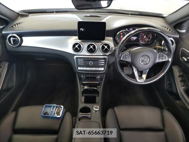 Mercedes Benz GLA-CLASS 2018-09 7809194-2