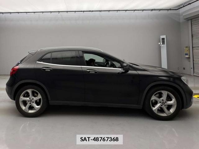Mercedes Benz GLA-CLASS 2018-01 7810329-12