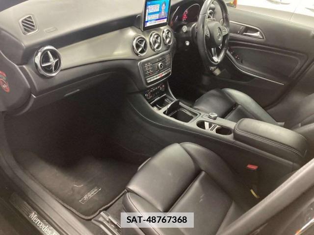 Mercedes Benz GLA-CLASS 2018-01 7810329-4