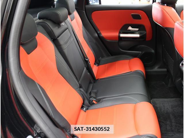Mercedes Benz GLA-CLASS 2023-10 7811286-16