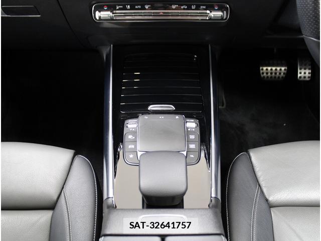 Mercedes Benz GLA-CLASS 2020-10 7811287-9