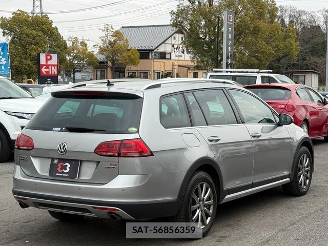 VolksWagen GOLF ALLTRACK 2016-03 7808784-11