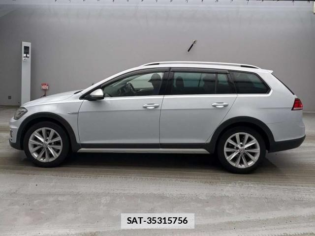 VolksWagen GOLF ALLTRACK 2018-02 7810461-10