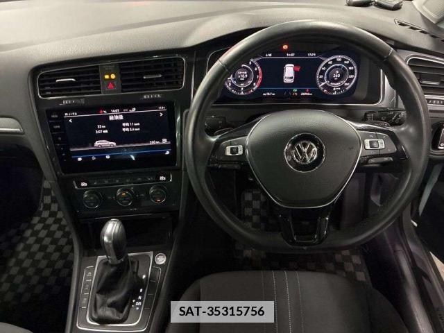 VolksWagen GOLF ALLTRACK 2018-02 7810461-2