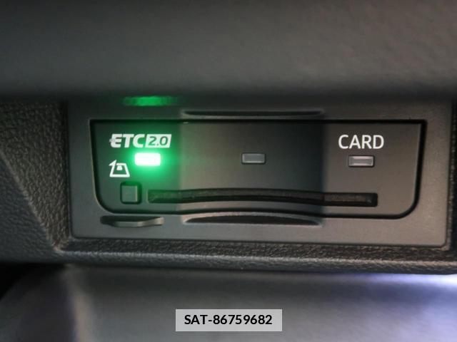 VolksWagen GOLF GTI 2023-05 7796039-14