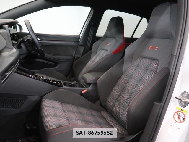 VolksWagen GOLF GTI 2023-05 7796039-18