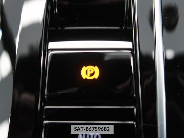 VolksWagen GOLF GTI 2023-05 7796039-9