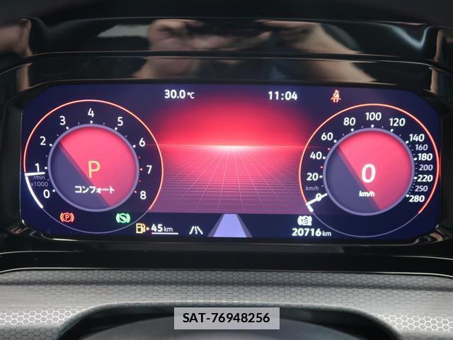 VolksWagen GOLF GTI 2023-02 7796045-12