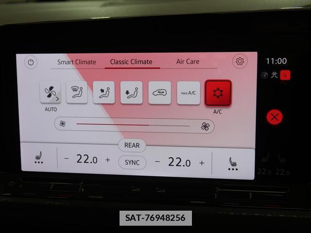 VolksWagen GOLF GTI 2023-02 7796045-13
