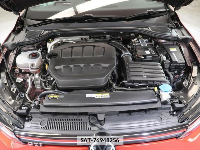 VolksWagen GOLF GTI 2023-02 7796045-18
