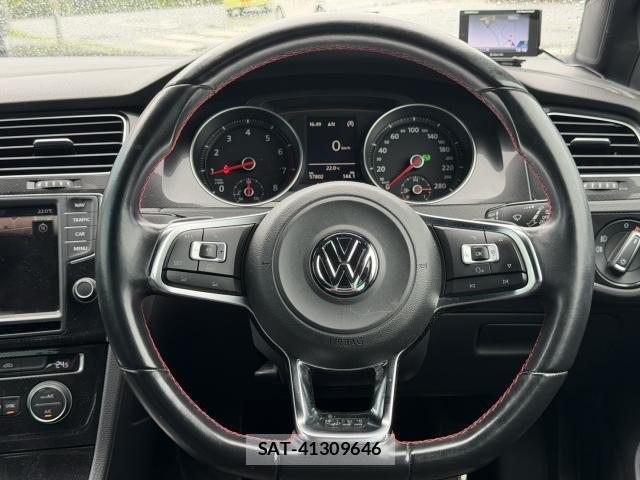 VolksWagen GOLF GTI 2014-09 7803875-10