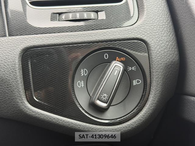 VolksWagen GOLF GTI 2014-09 7803875-13