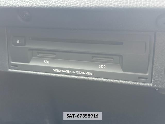 VolksWagen GOLF GTI 2016-10 7808962-6
