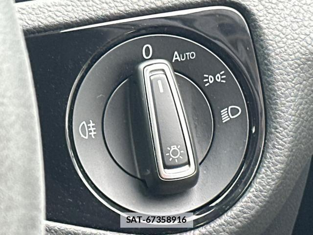 VolksWagen GOLF GTI 2016-10 7808962-9