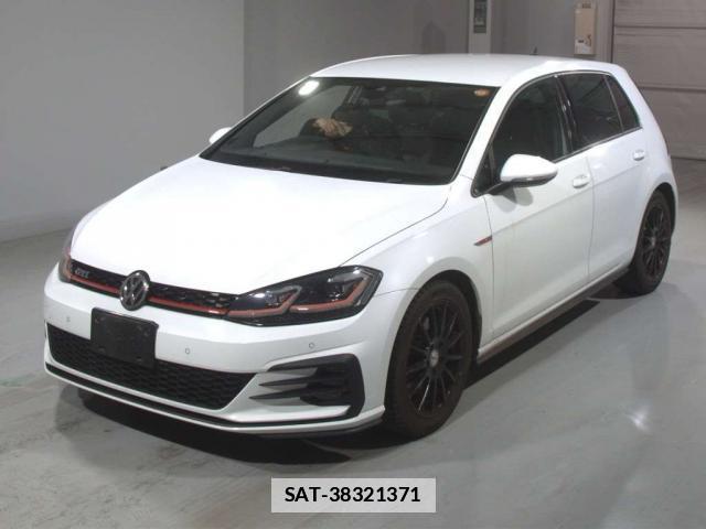 VolksWagen GOLF GTI 2018-09 7810410-0
