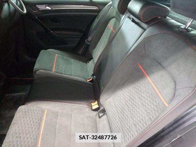 VolksWagen GOLF GTI 2017-12 7810992-3