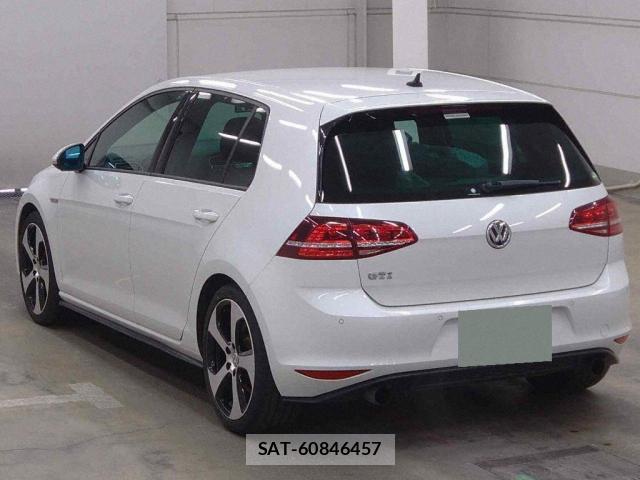 VolksWagen GOLF GTI 2015-12 7811177-1
