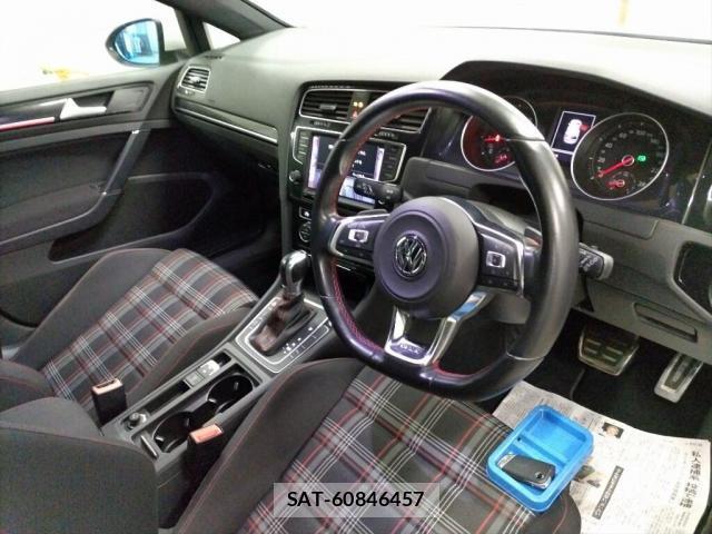 VolksWagen GOLF GTI 2015-12 7811177-2