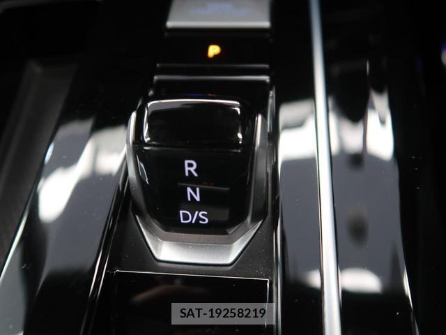 VolksWagen GOLF R 2025-04 7796043-10