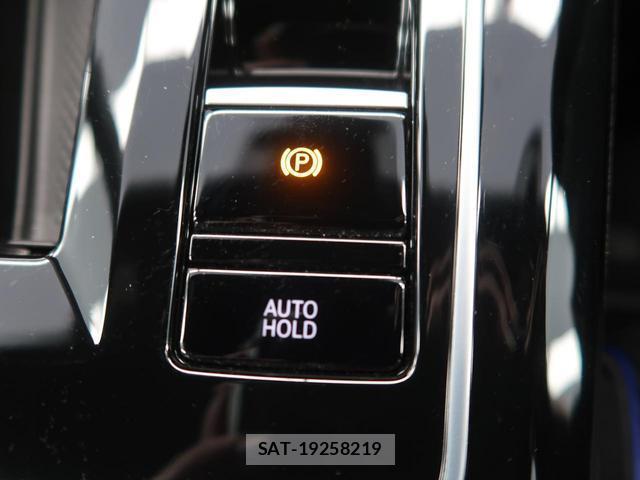 VolksWagen GOLF R 2025-04 7796043-11