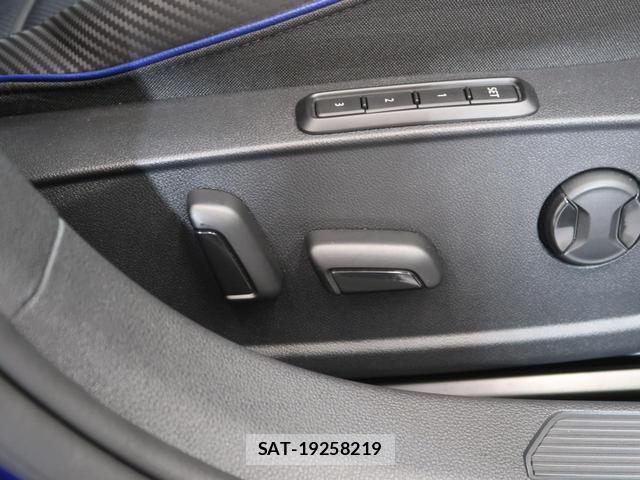 VolksWagen GOLF R 2025-04 7796043-17