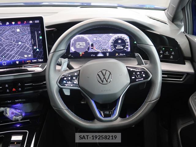 VolksWagen GOLF R 2025-04 7796043-4