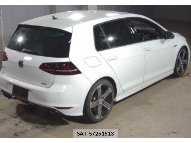 VolksWagen GOLF R 2015-09 7810444-5