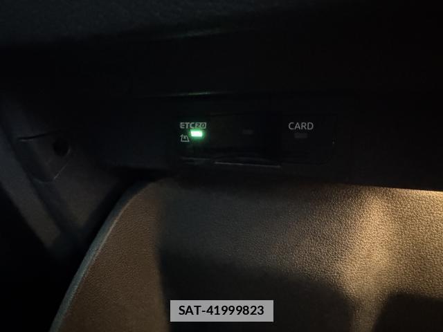 VolksWagen GOLF TOURAN 2021-03 7797890-13