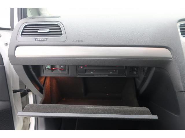 VolksWagen GOLF VARIANT 2016-02 7793168-13