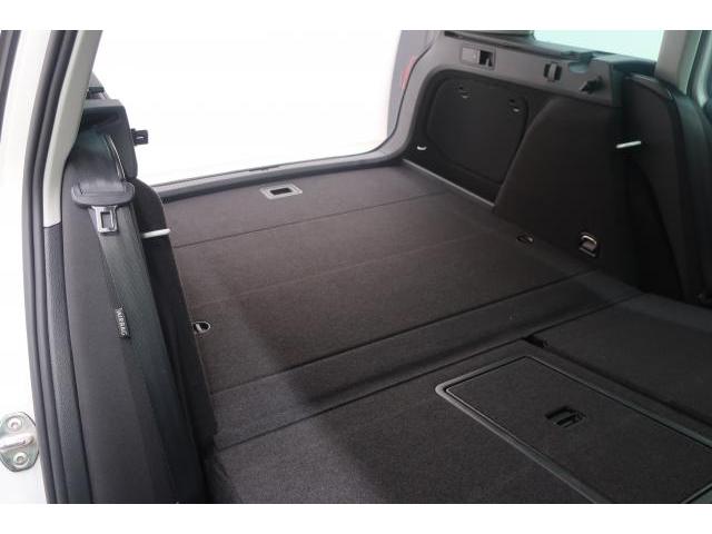 VolksWagen GOLF VARIANT 2016-02 7793168-15