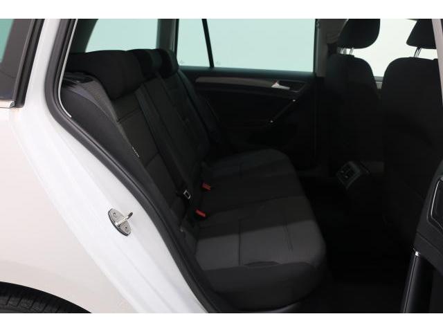 VolksWagen GOLF VARIANT 2013-12 7793191-11
