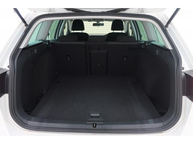 VolksWagen GOLF VARIANT 2013-12 7793191-14