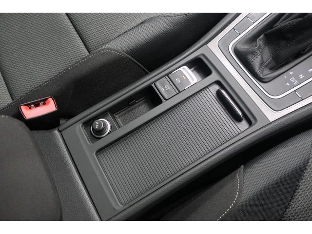 VolksWagen GOLF VARIANT 2013-12 7793191-9